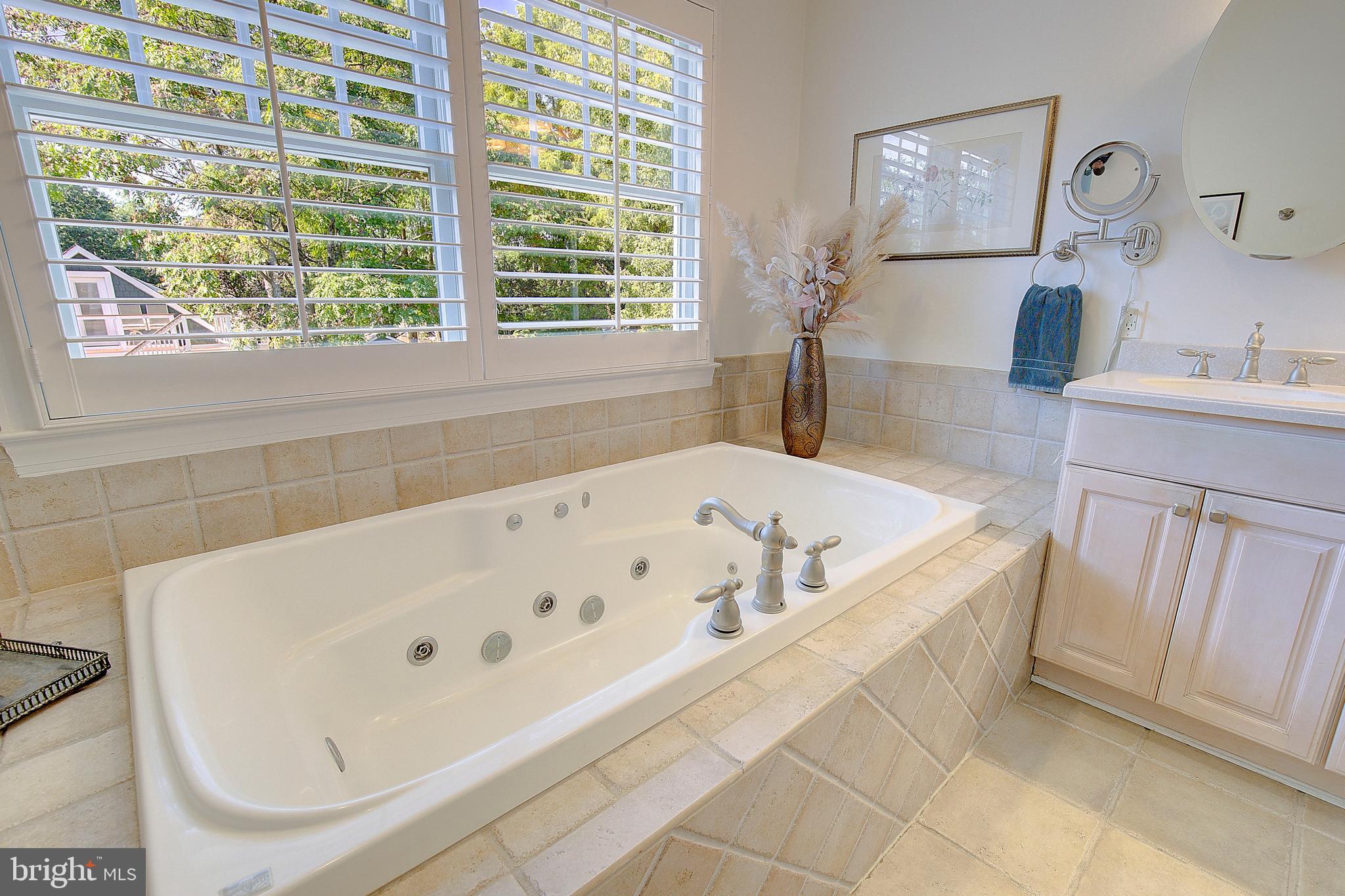 EASTPORT - Residential