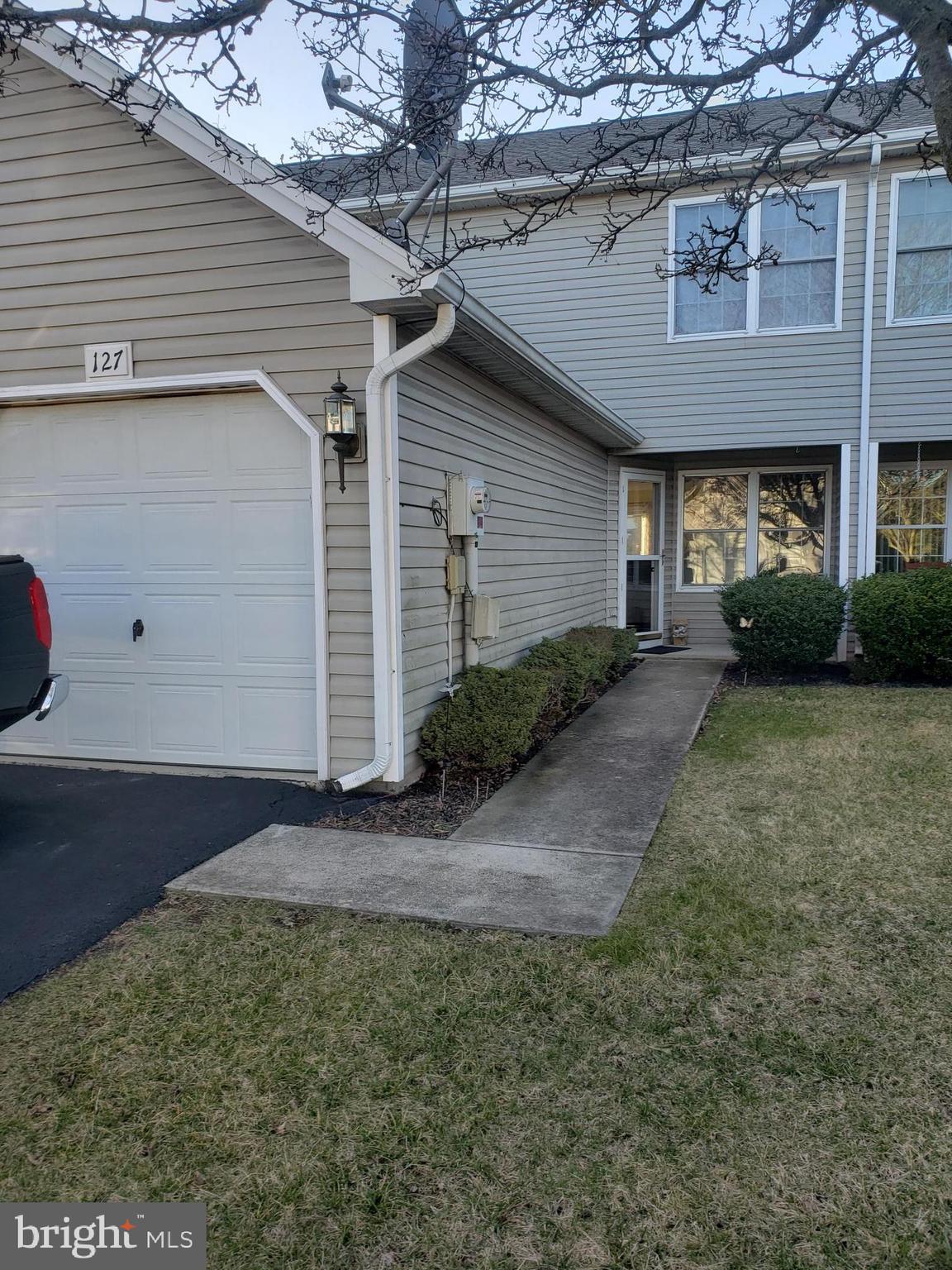 MIDDLETON ESTATES - Residential