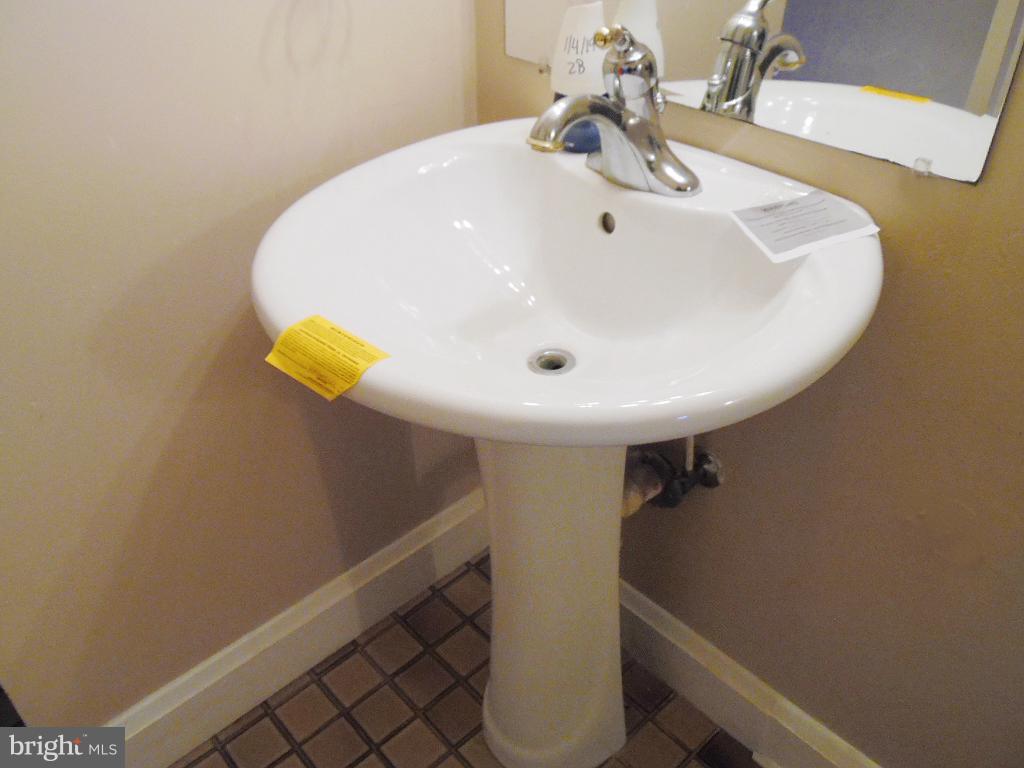 LAKE WALKER - Residential