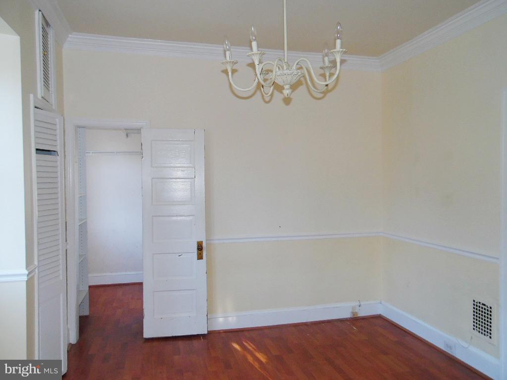 LAKE WALKER - Residential