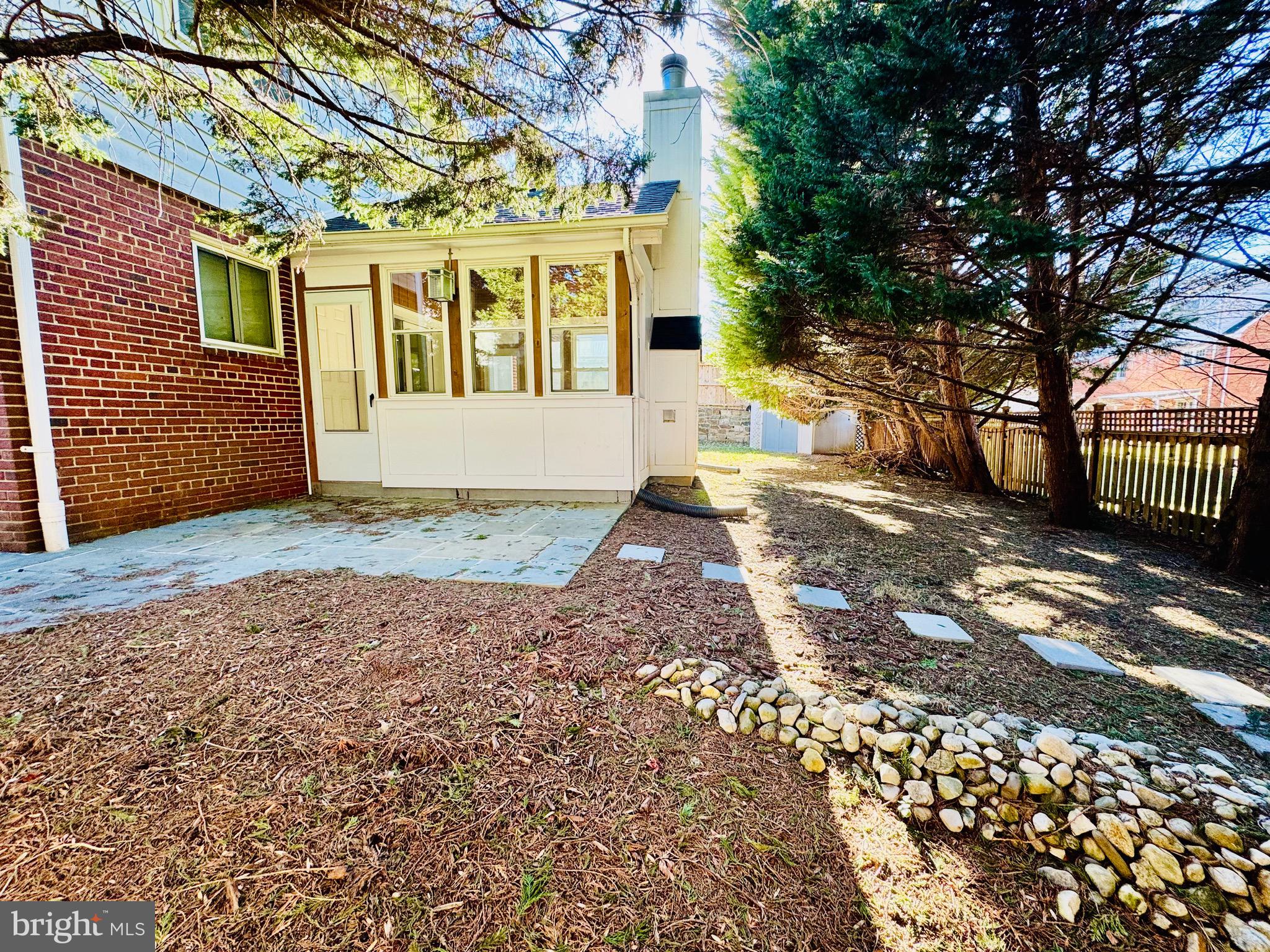 PARKVIEW - Residential Lease