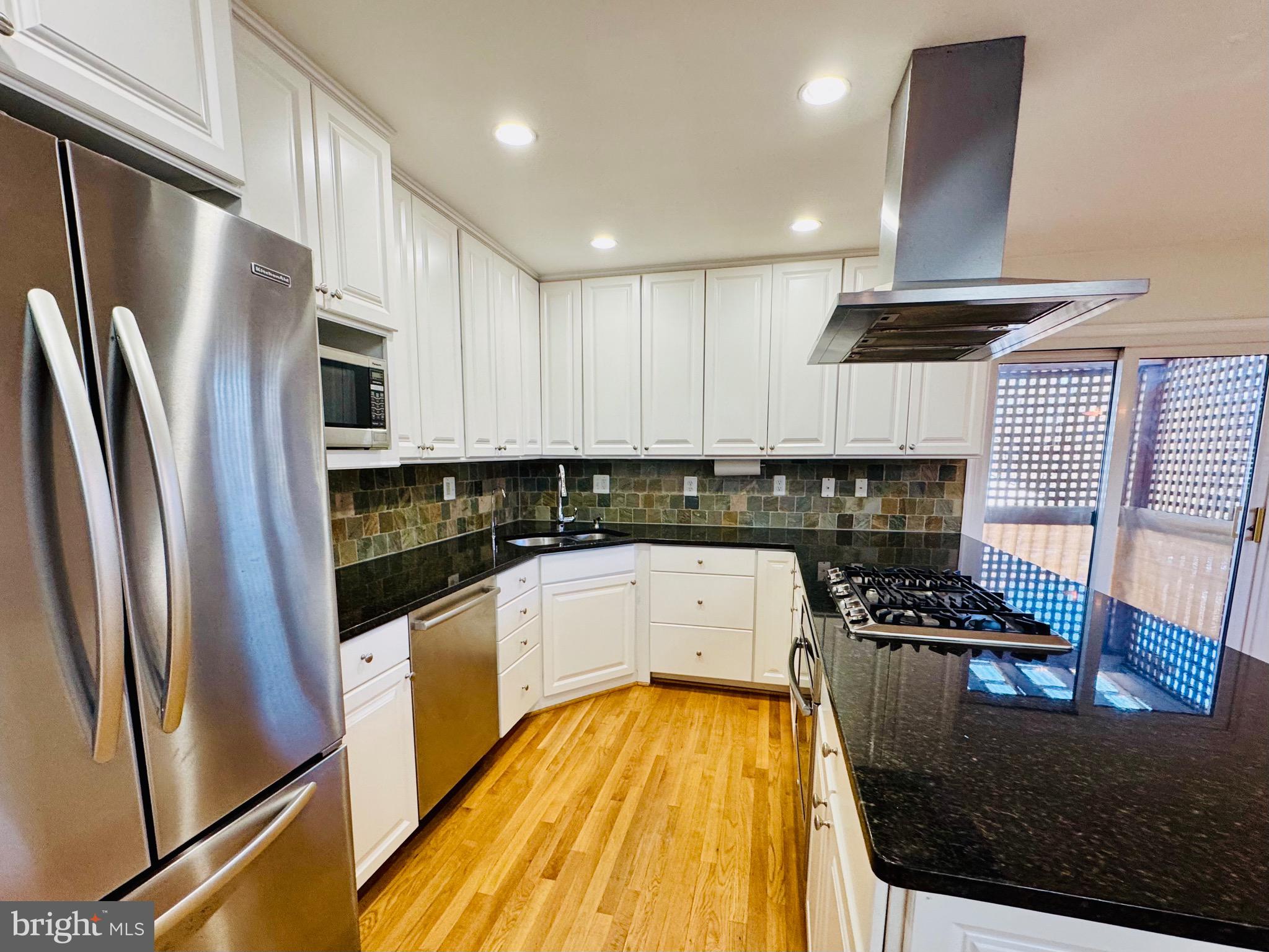 PARKVIEW - Residential Lease