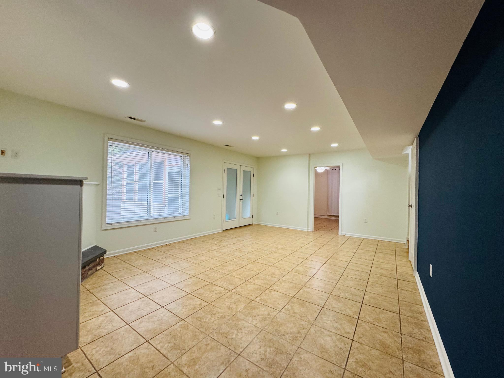 PARKVIEW - Residential Lease