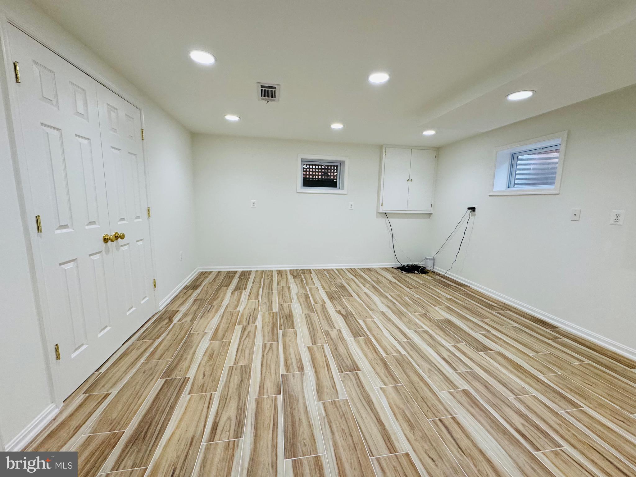 PARKVIEW - Residential Lease