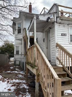 110 W MAIN STREET B UPSTAIRS