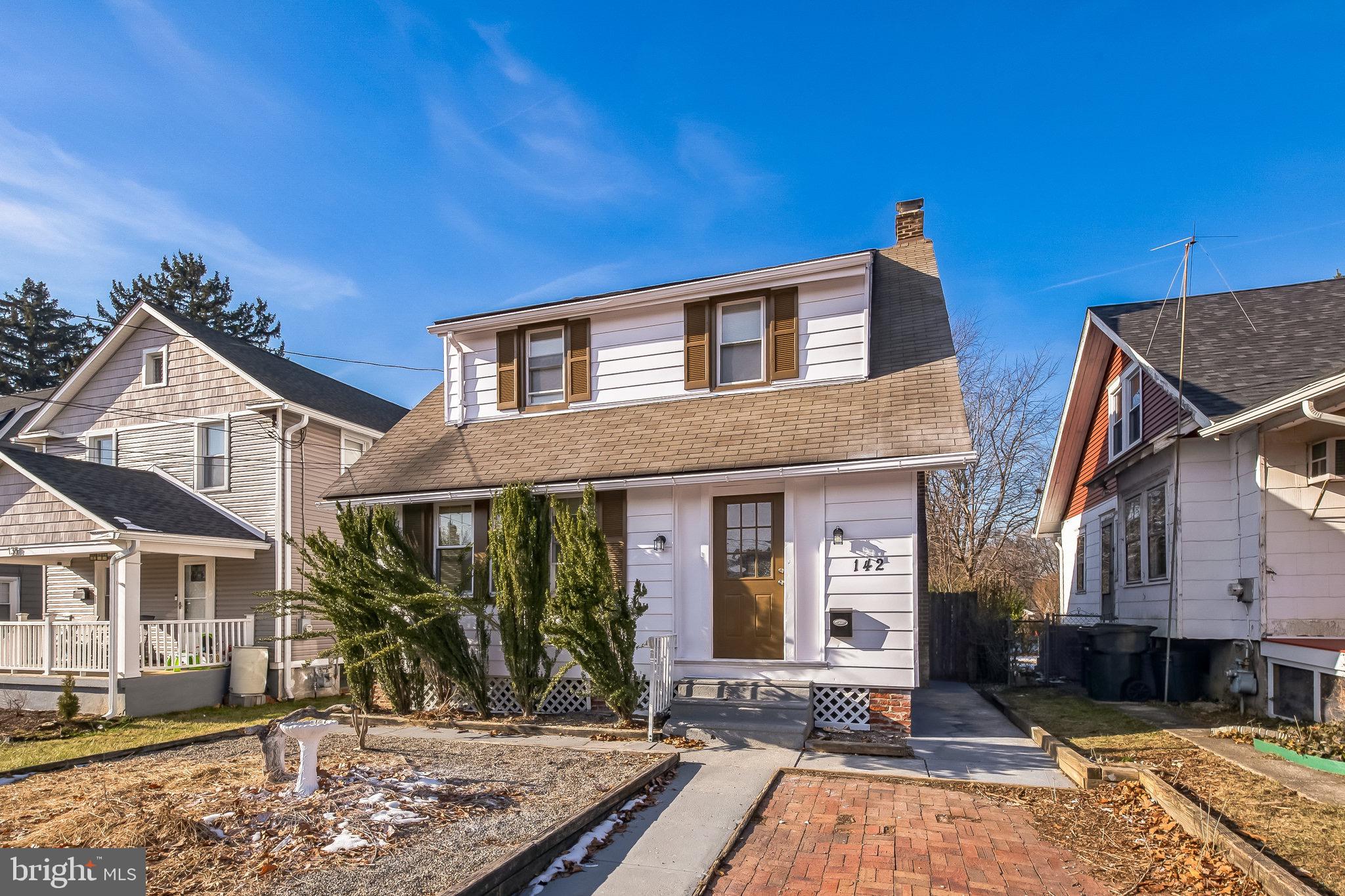 142 CENTRAL AVENUE
