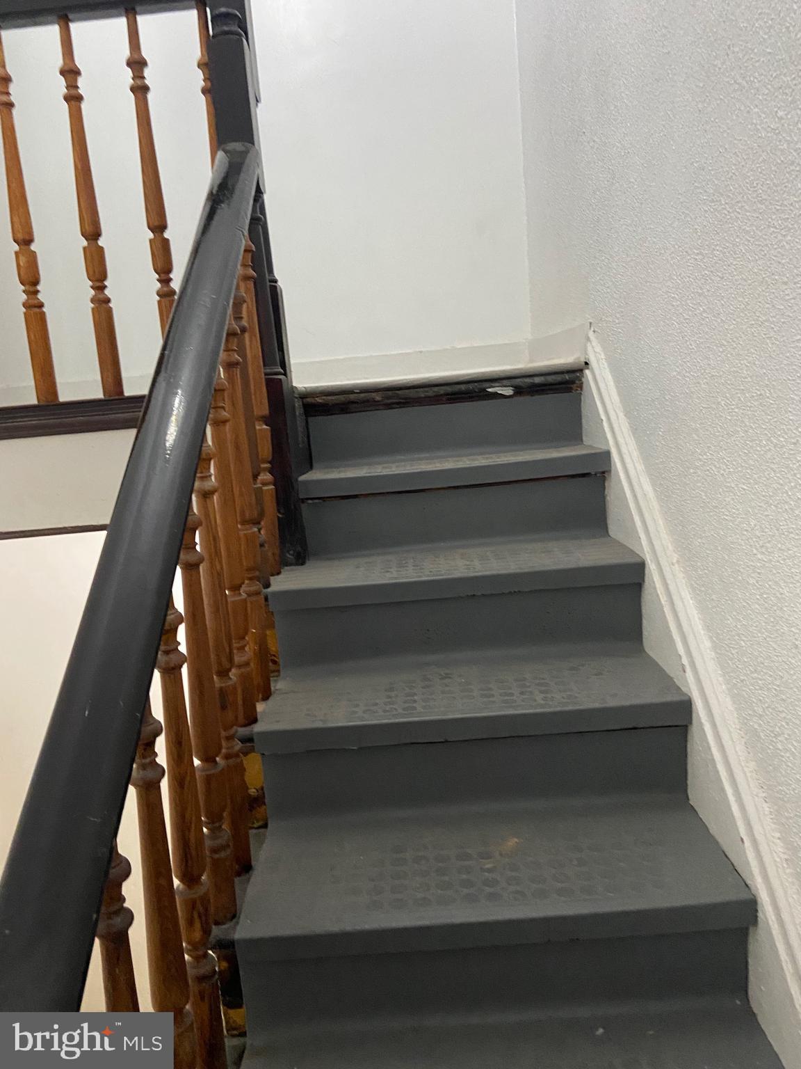 FRANKLIN SQUARE HISTORIC DISTRICT - Residential Lease