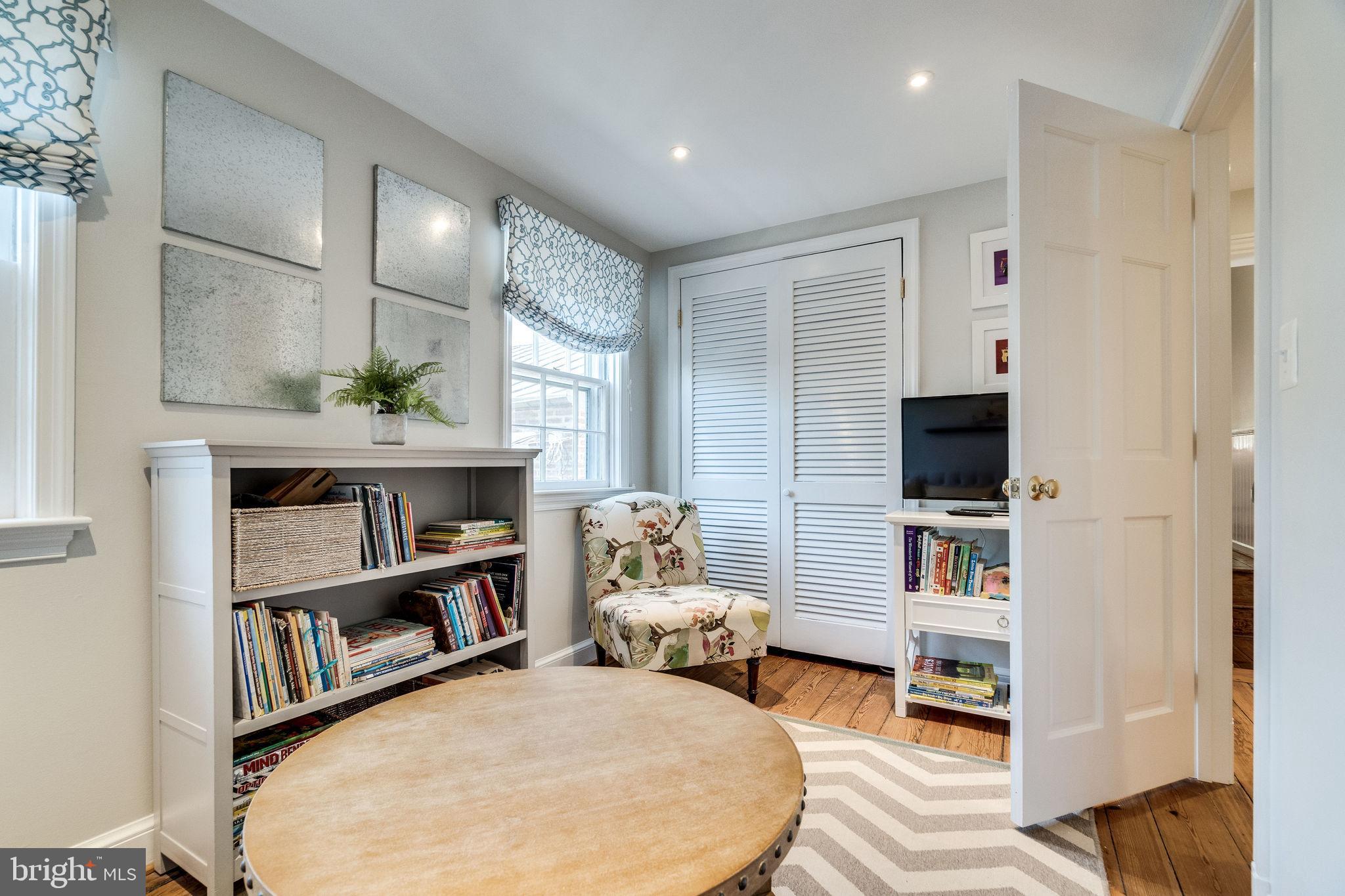 OLD TOWN ALEXANDRIA - Residential Lease