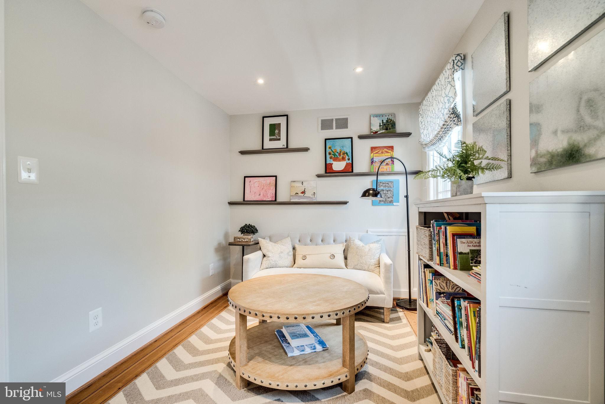 OLD TOWN ALEXANDRIA - Residential Lease