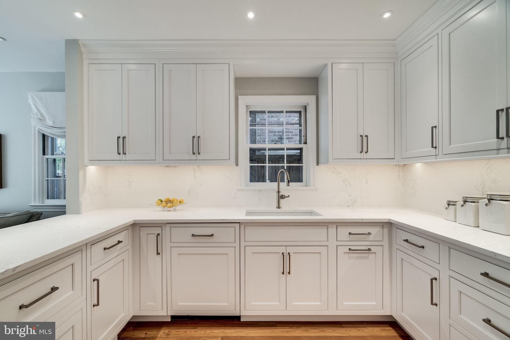 OLD TOWN ALEXANDRIA - Residential Lease