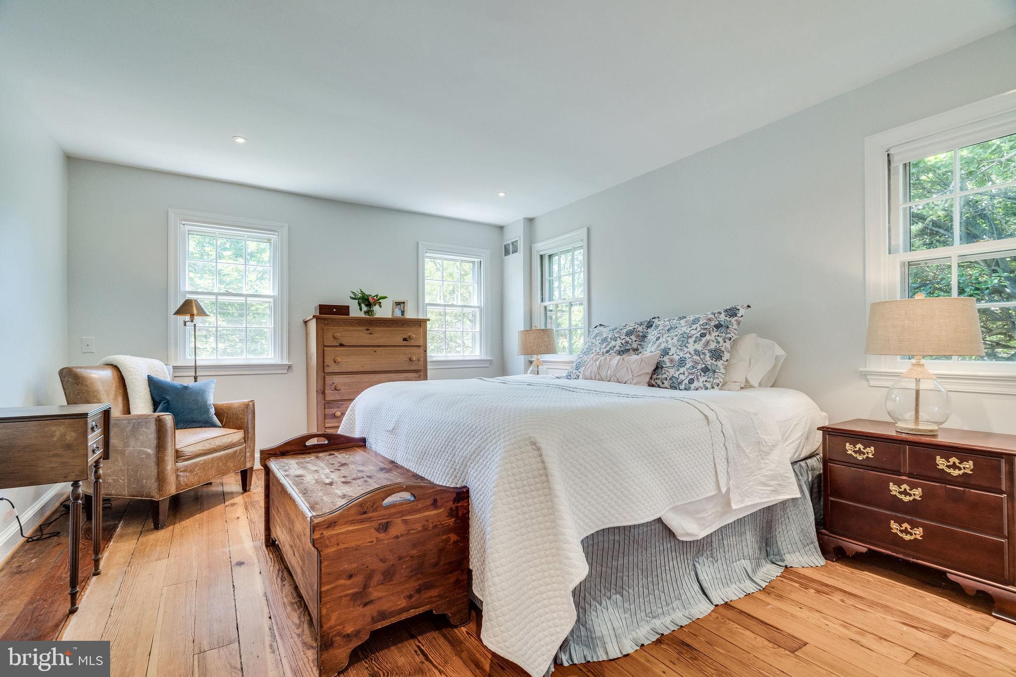 OLD TOWN ALEXANDRIA - Residential Lease