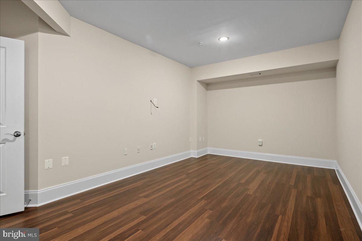 LIBERTY ROW - Residential