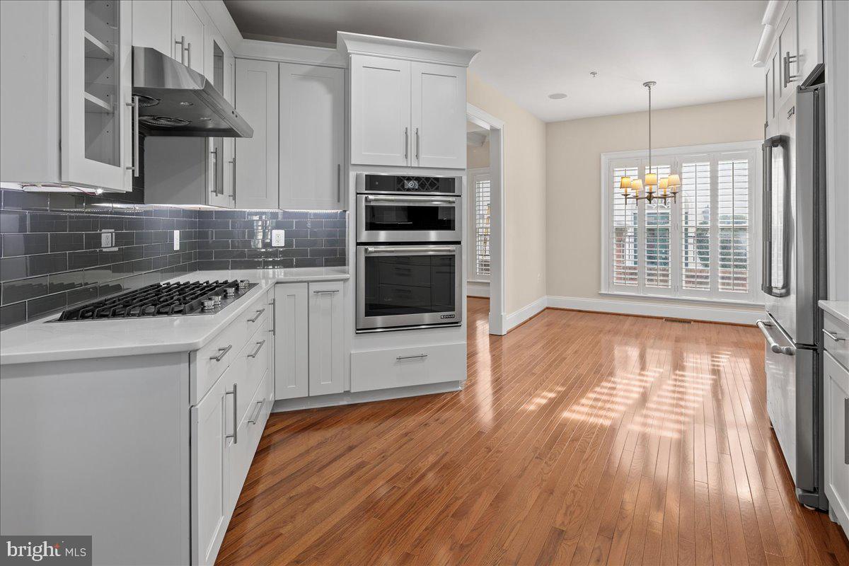 LIBERTY ROW - Residential