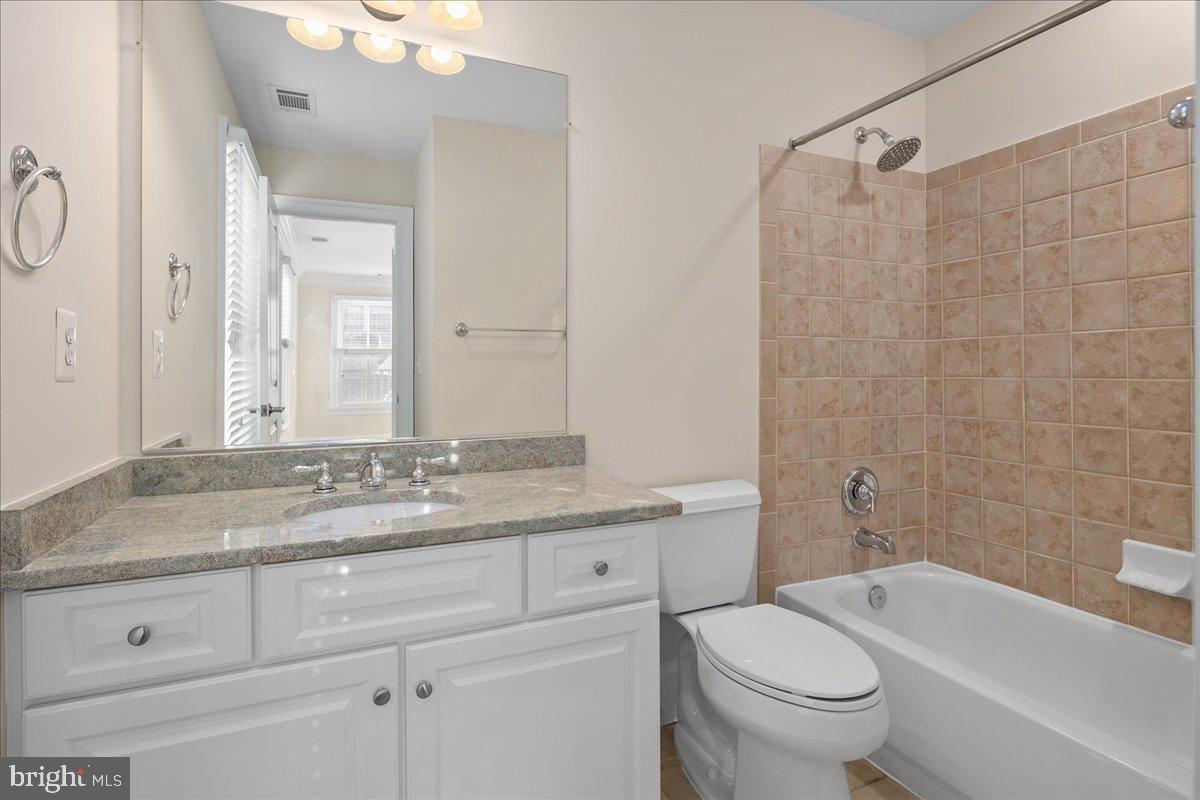 LIBERTY ROW - Residential