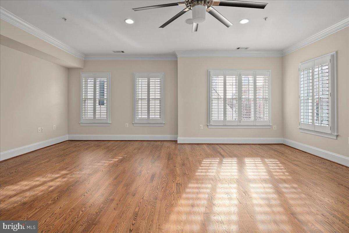 LIBERTY ROW - Residential