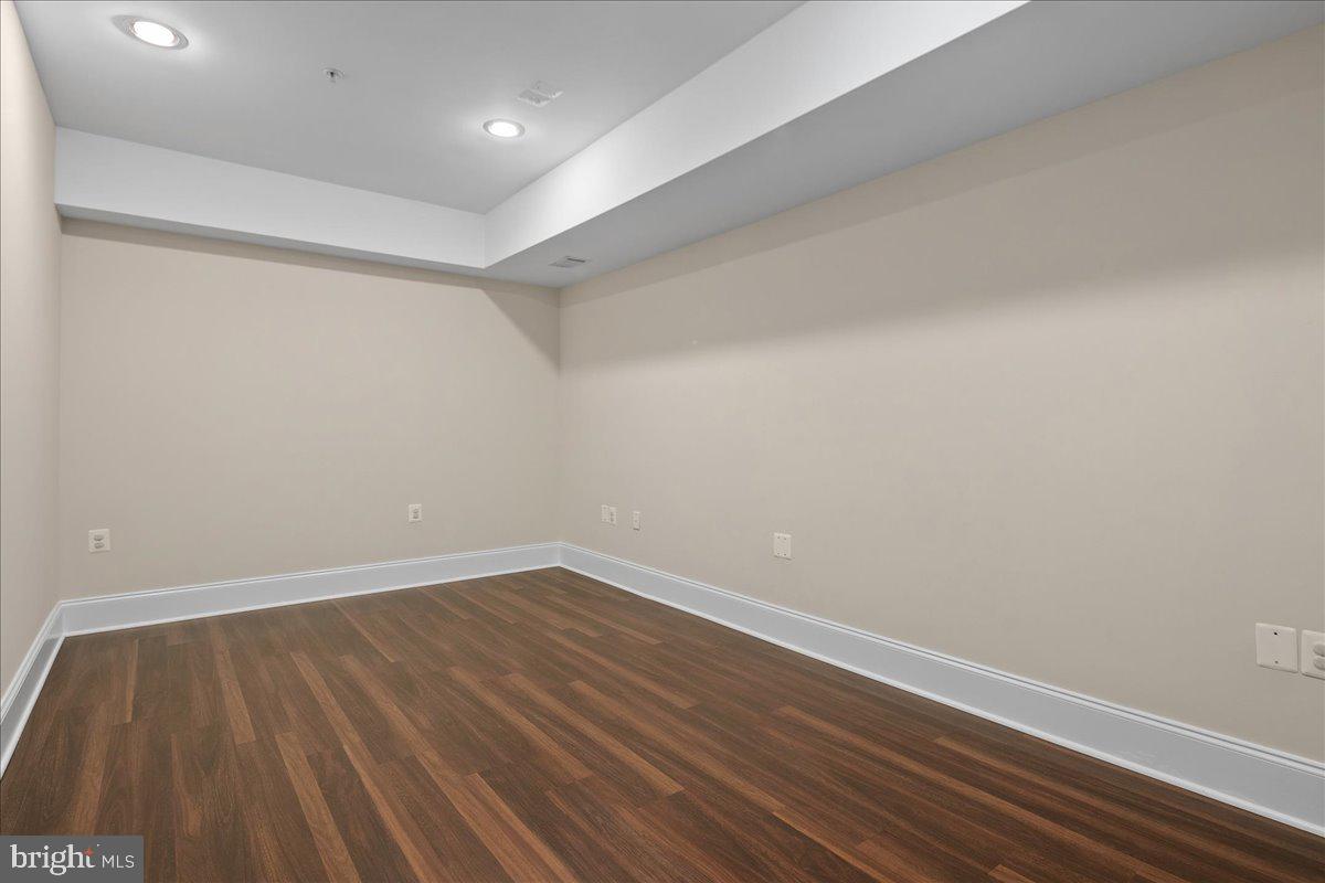 LIBERTY ROW - Residential