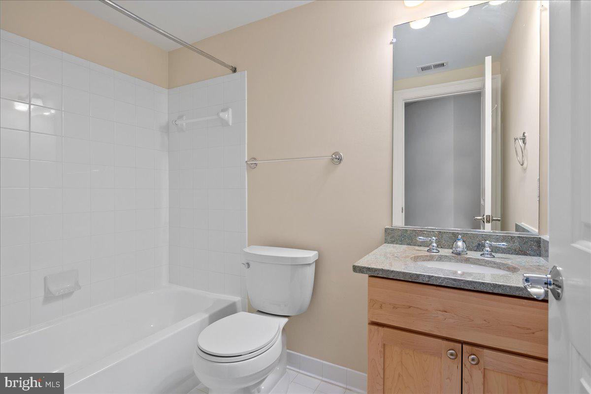 LIBERTY ROW - Residential