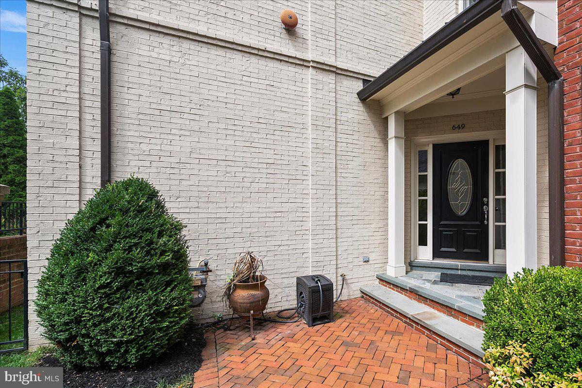 LIBERTY ROW - Residential