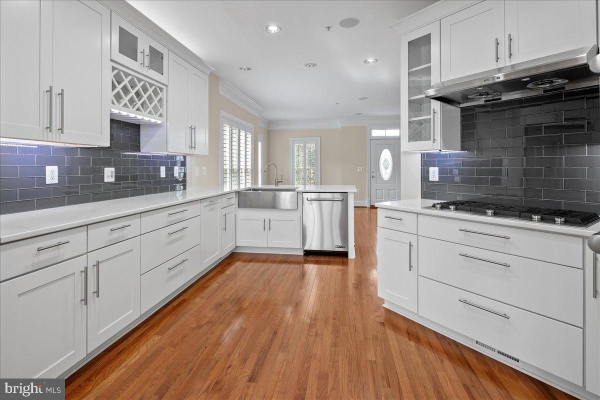 LIBERTY ROW - Residential