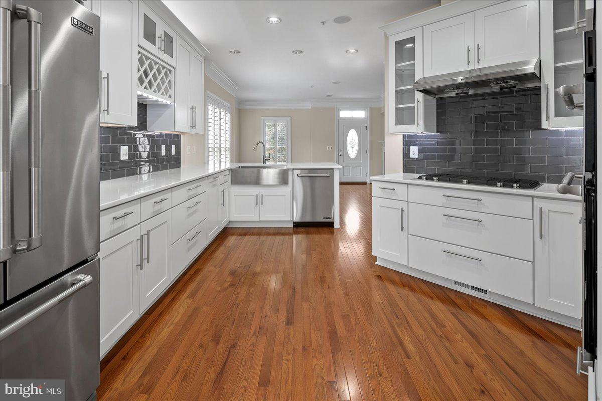 LIBERTY ROW - Residential