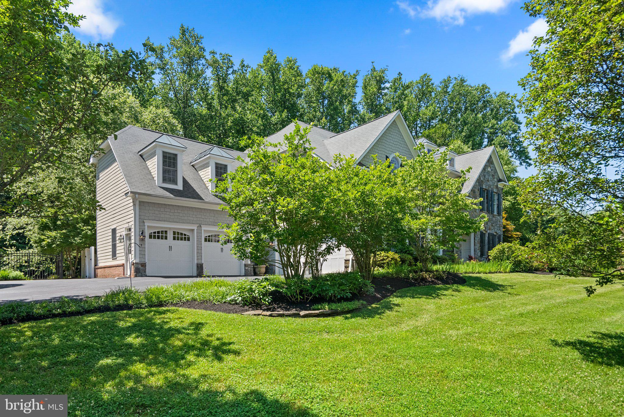 WYATTS HILL - Residential