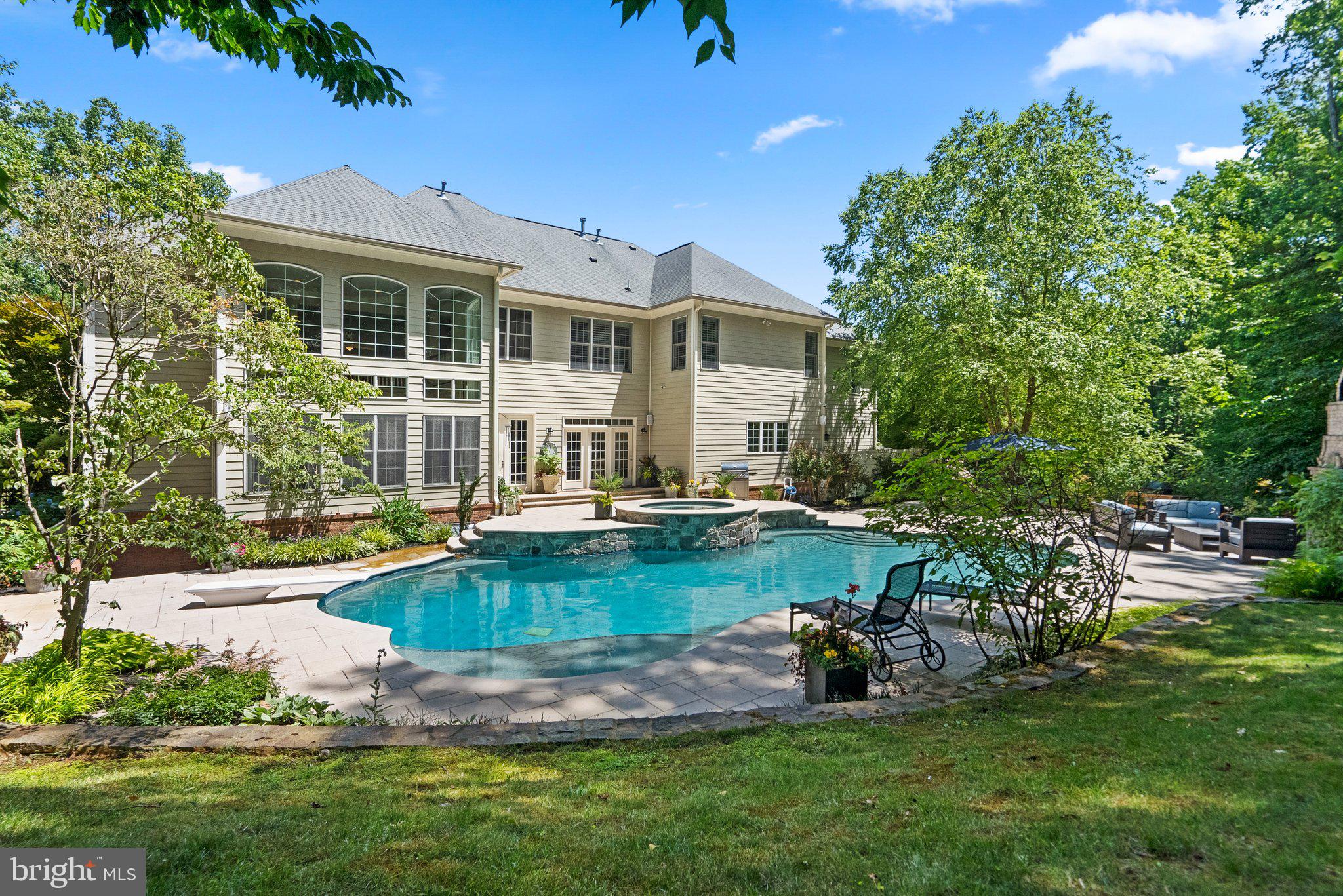 WYATTS HILL - Residential