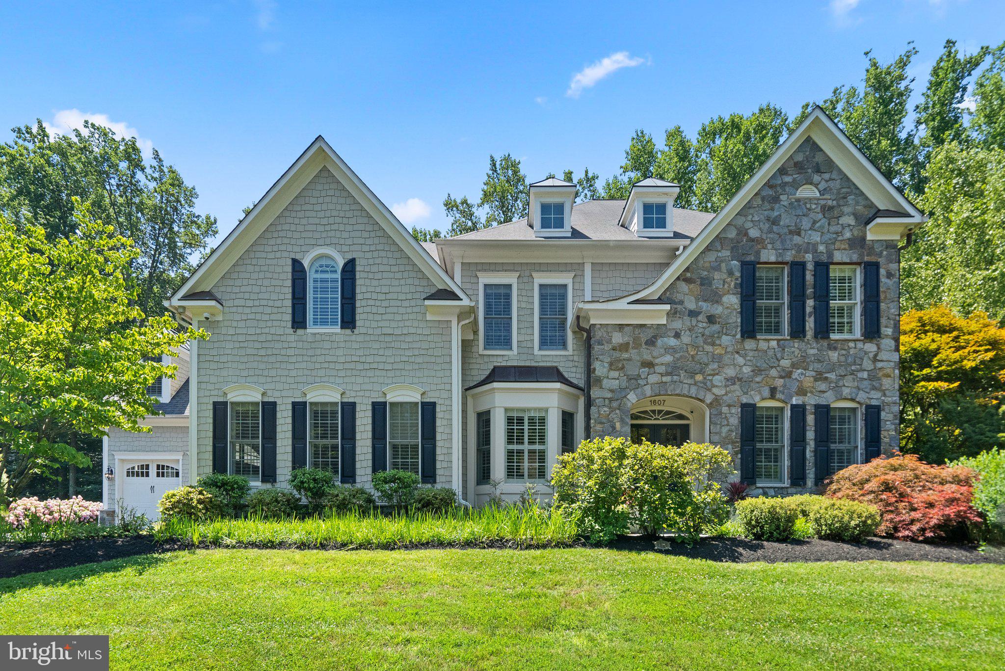 WYATTS HILL - Residential