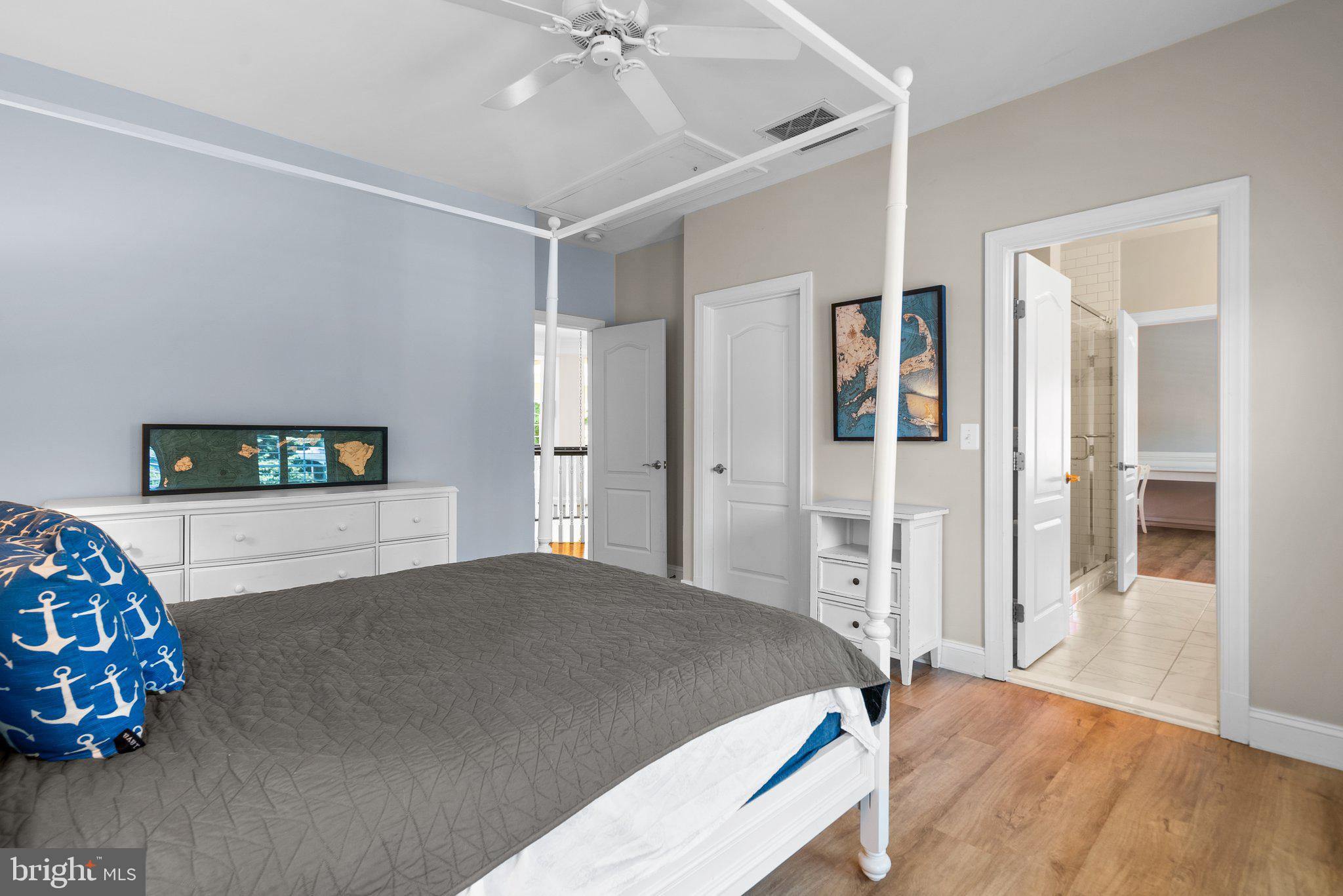 WYATTS HILL - Residential