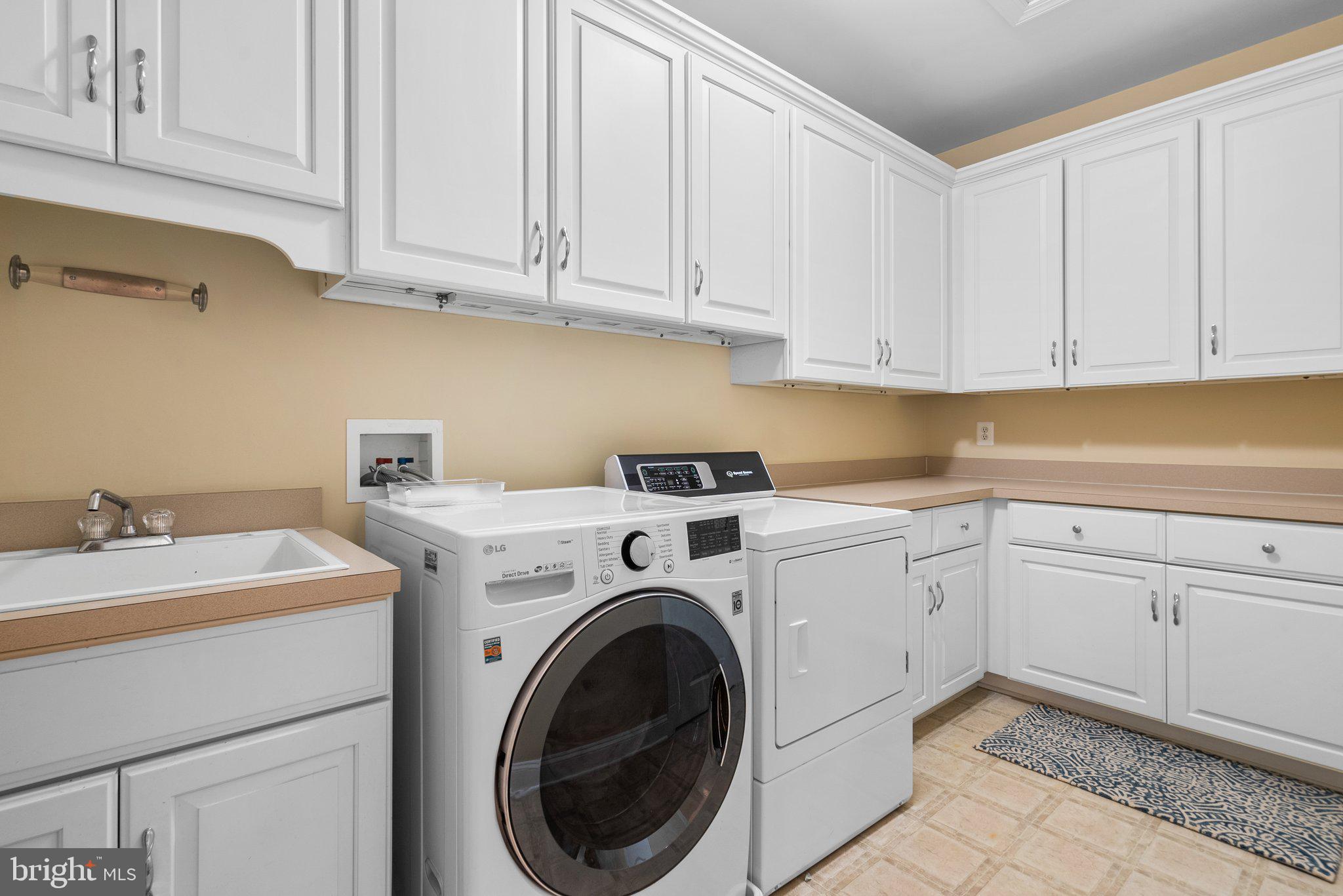 WYATTS HILL - Residential