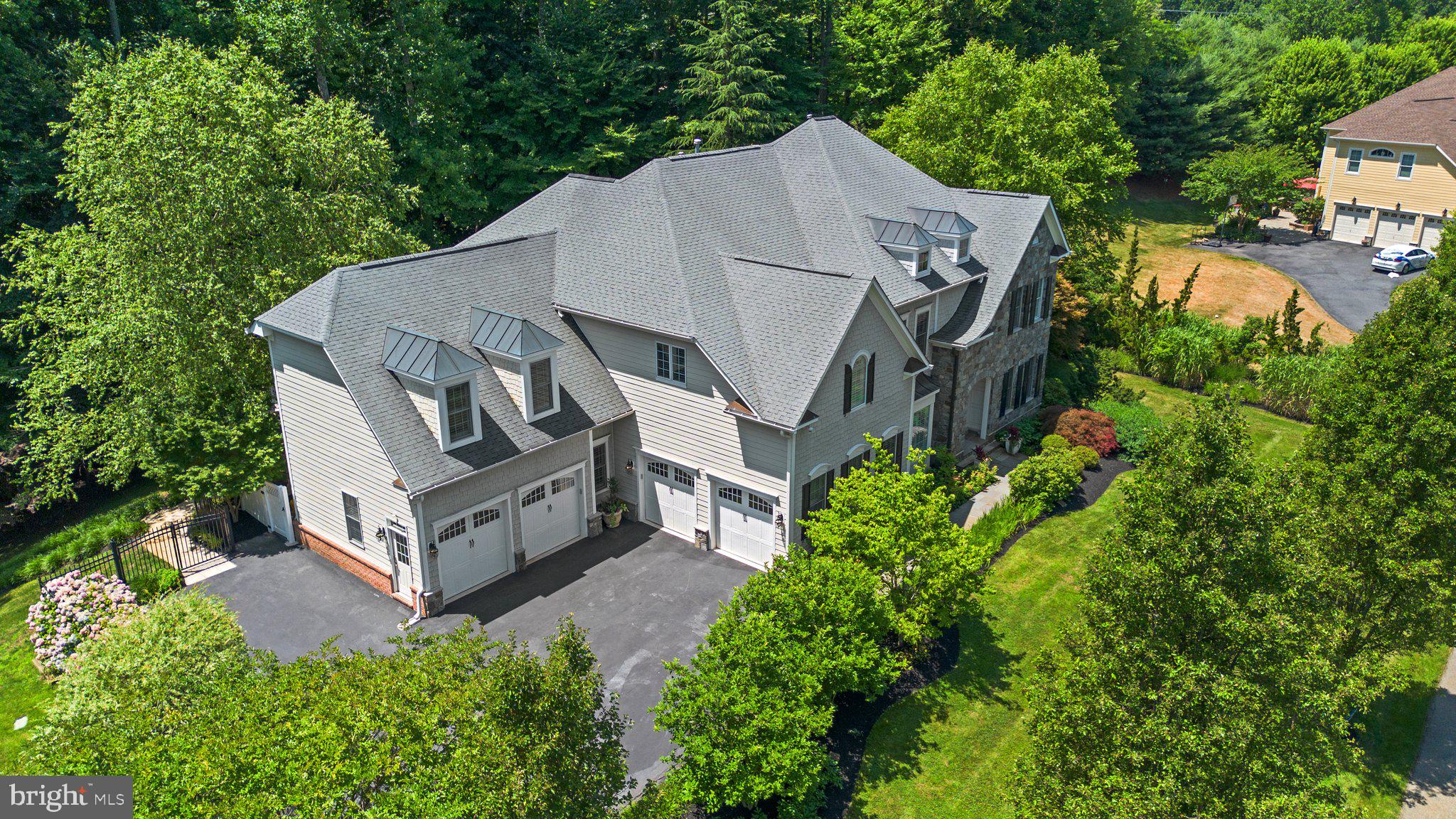 WYATTS HILL - Residential