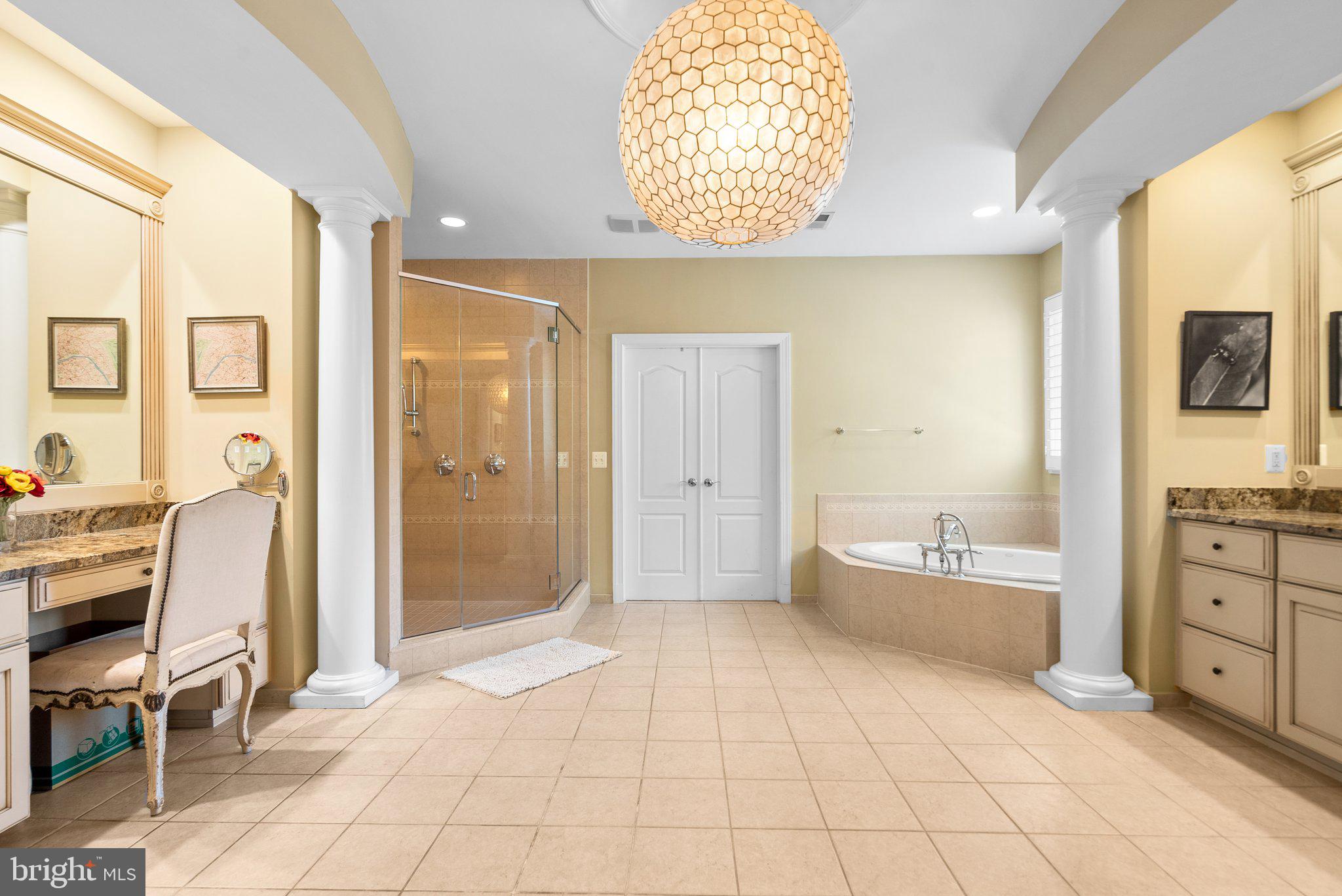 WYATTS HILL - Residential