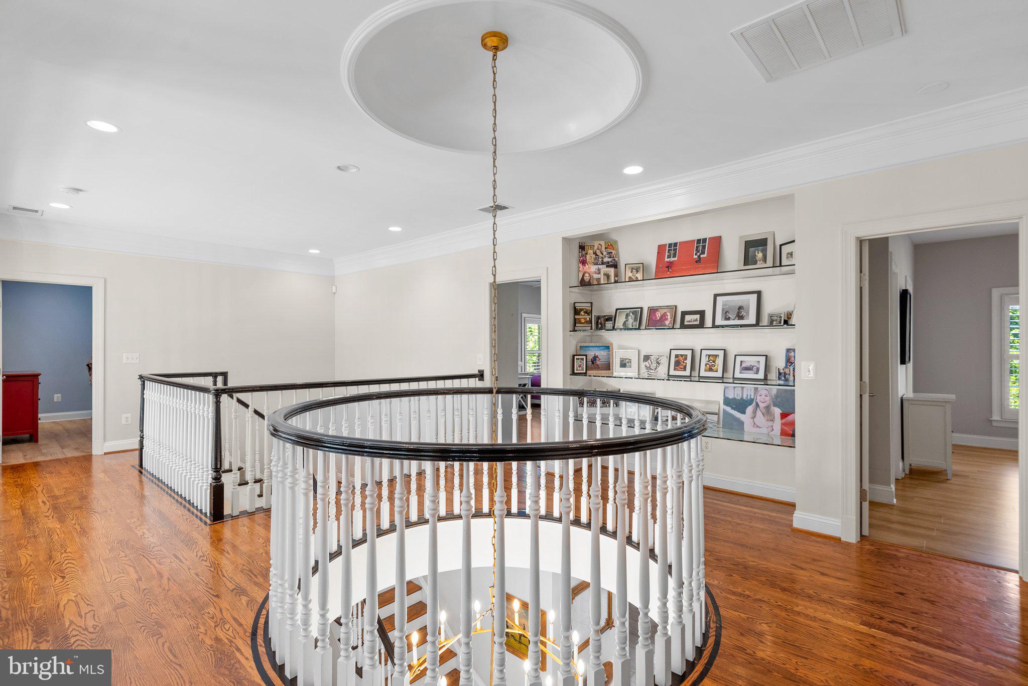 WYATTS HILL - Residential