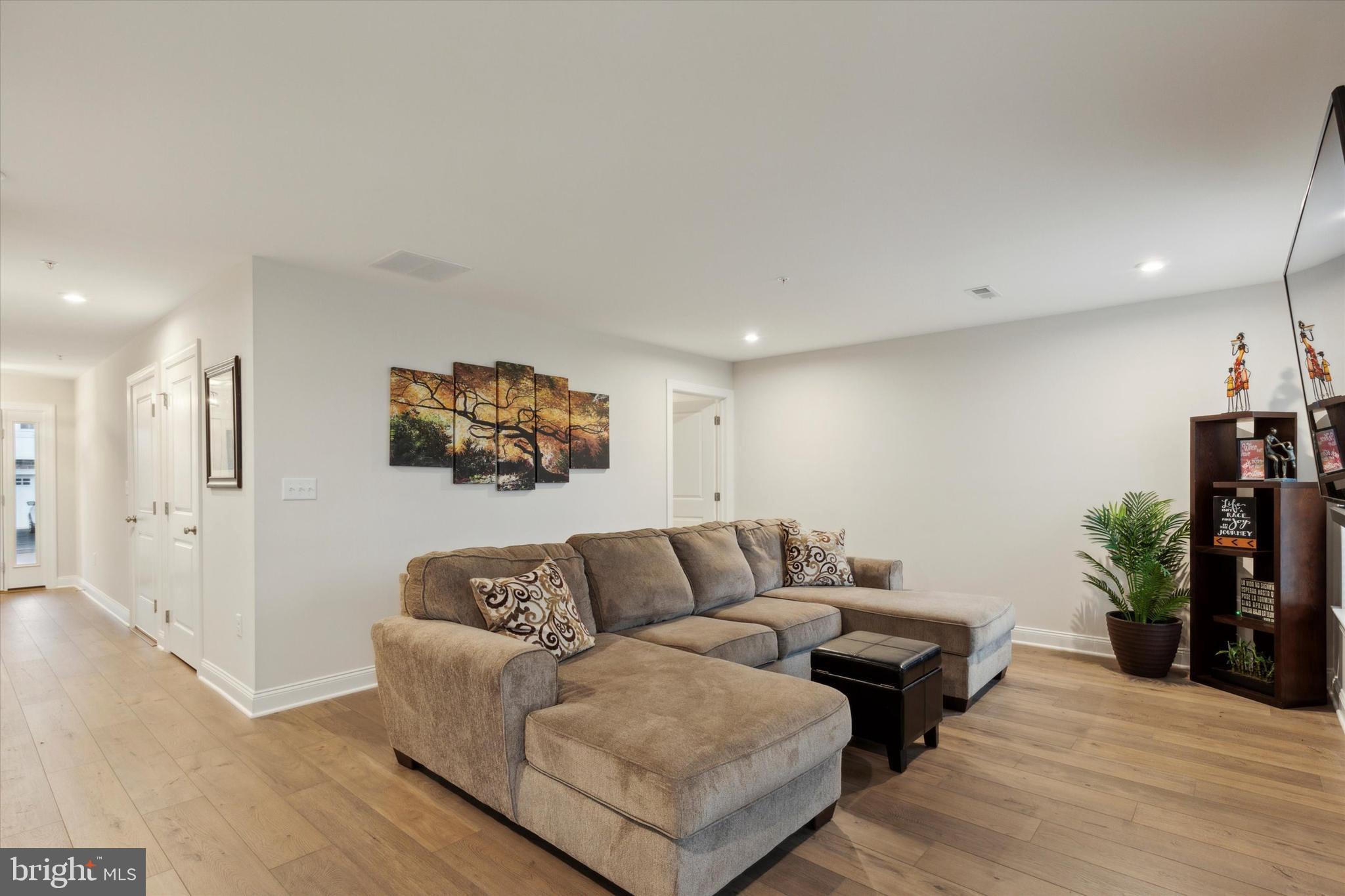 IRONWOOD - Residential