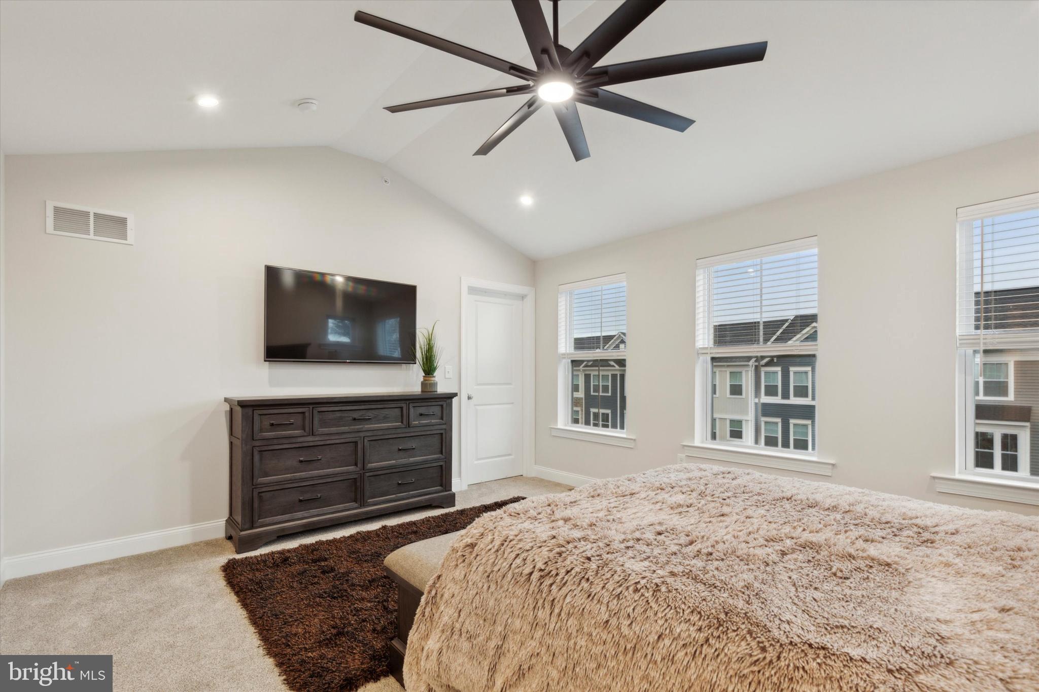 IRONWOOD - Residential