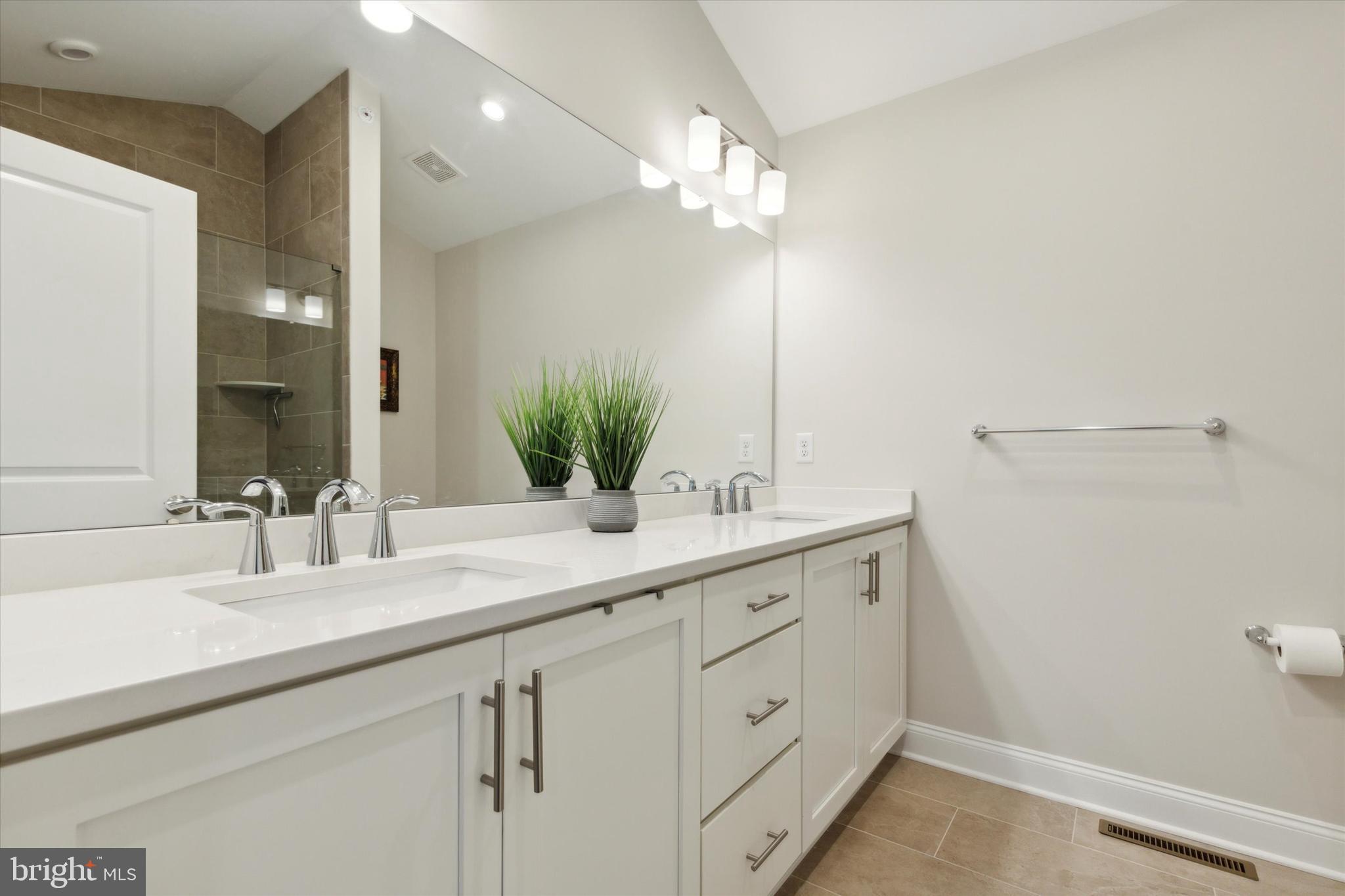 IRONWOOD - Residential