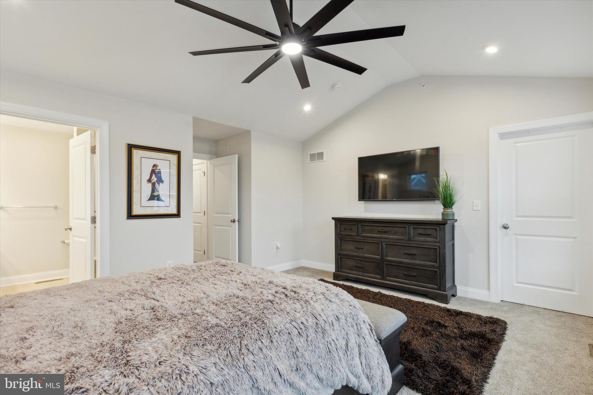 IRONWOOD - Residential