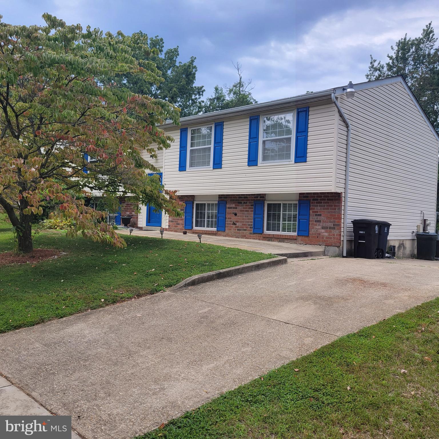 PROSPECT KNOLLS - Residential