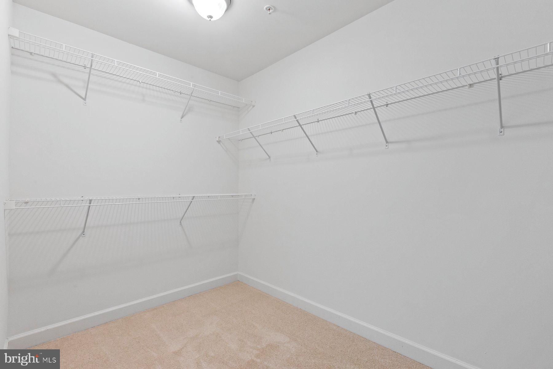 MONTGOMERY WHITE OAK - Residential