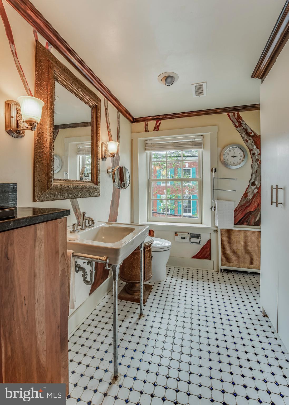 HISTORIC DISTRICT - Residential