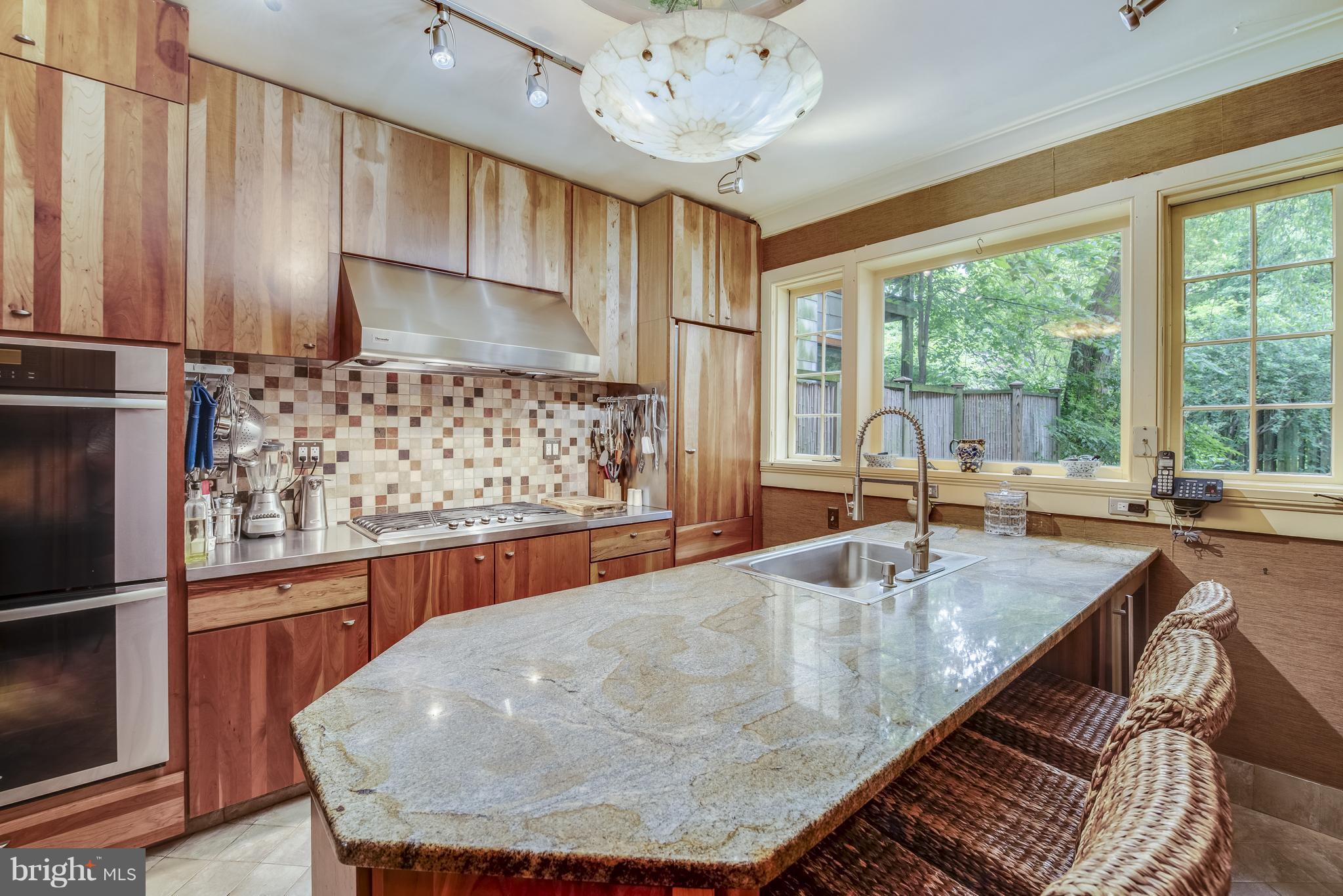 HISTORIC DISTRICT - Residential