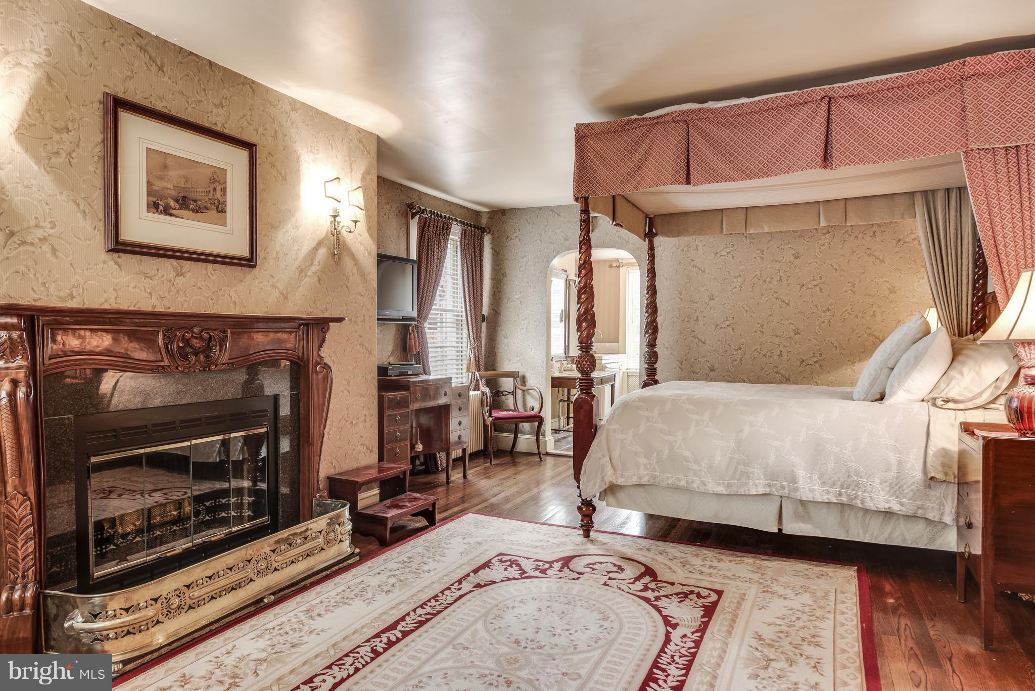 HISTORIC DISTRICT - Residential