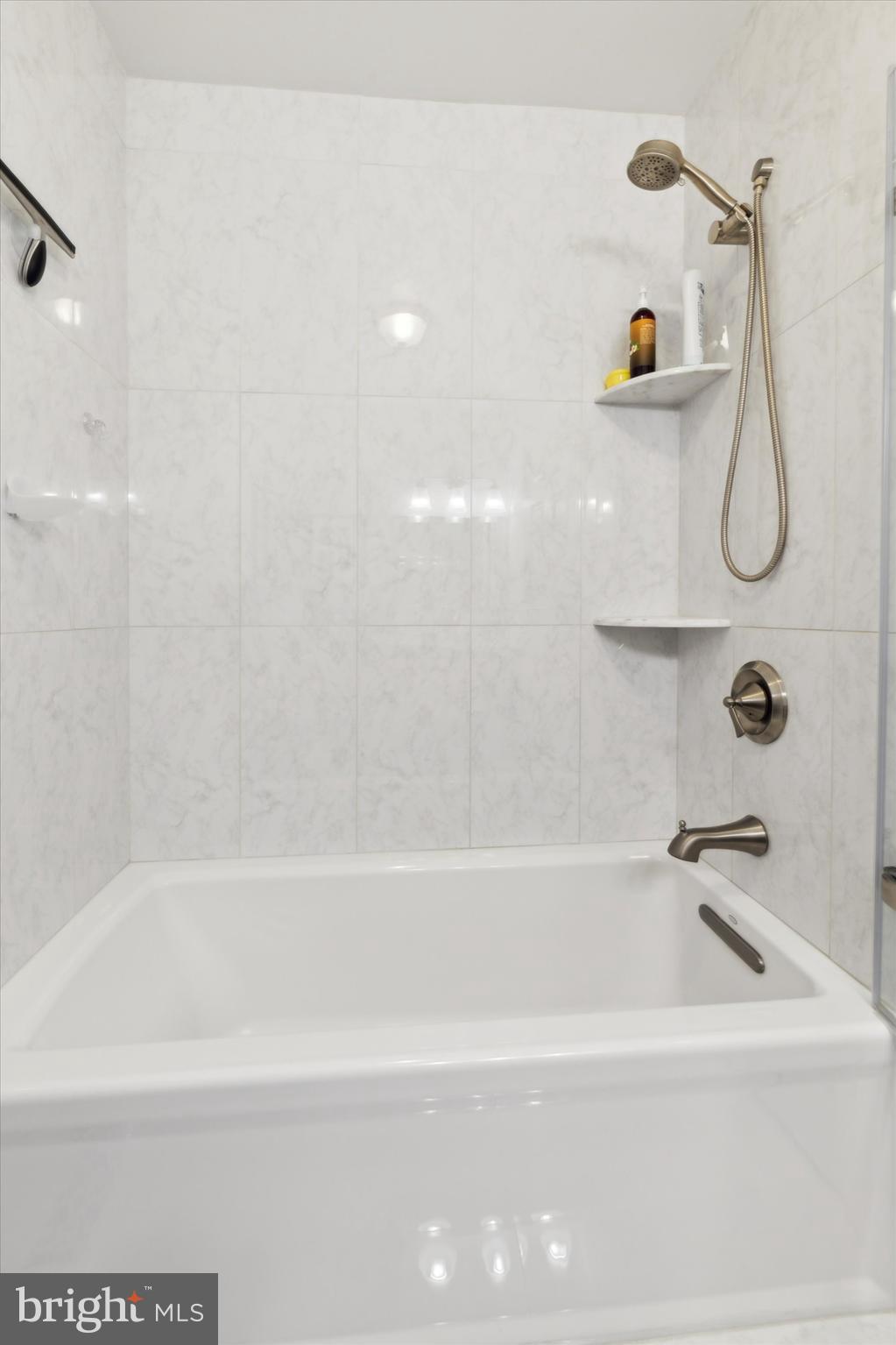 DARLINGTON WOODS - Residential