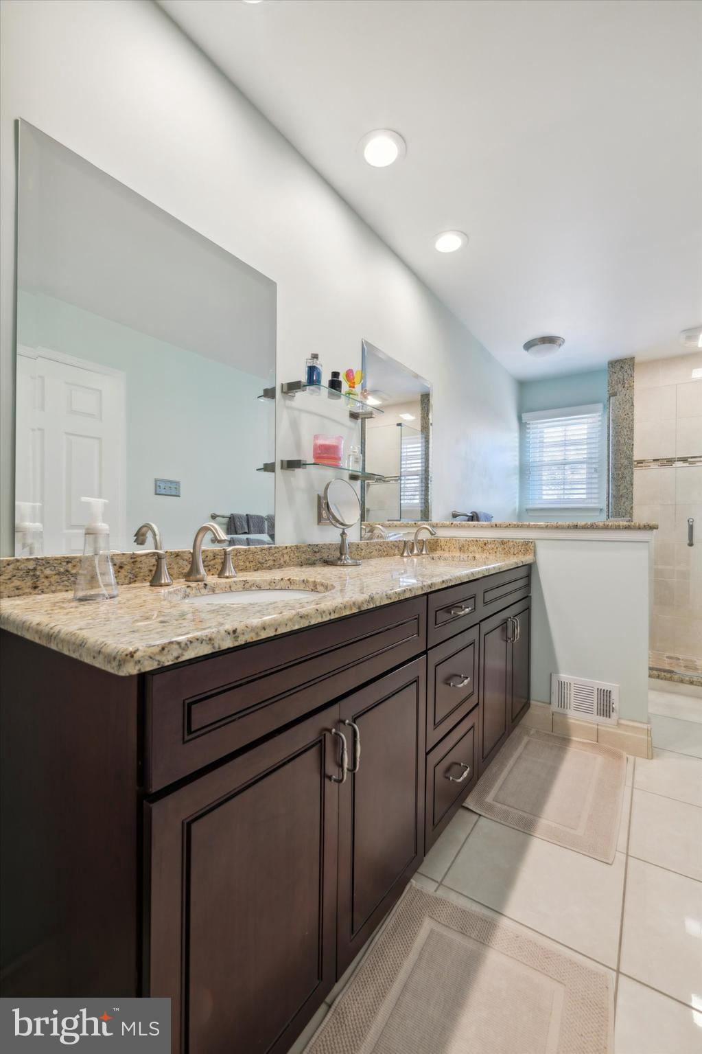 DARLINGTON WOODS - Residential