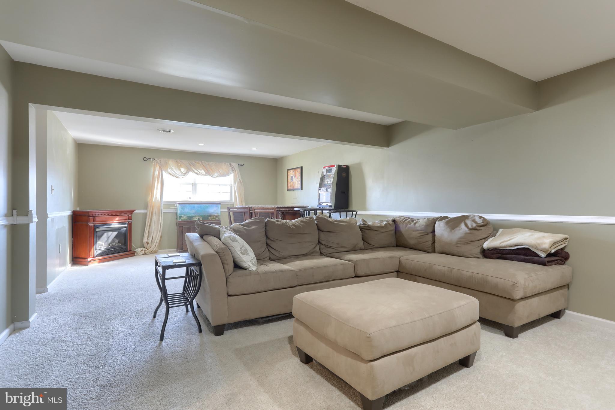 FURNACE KNOLL - Residential