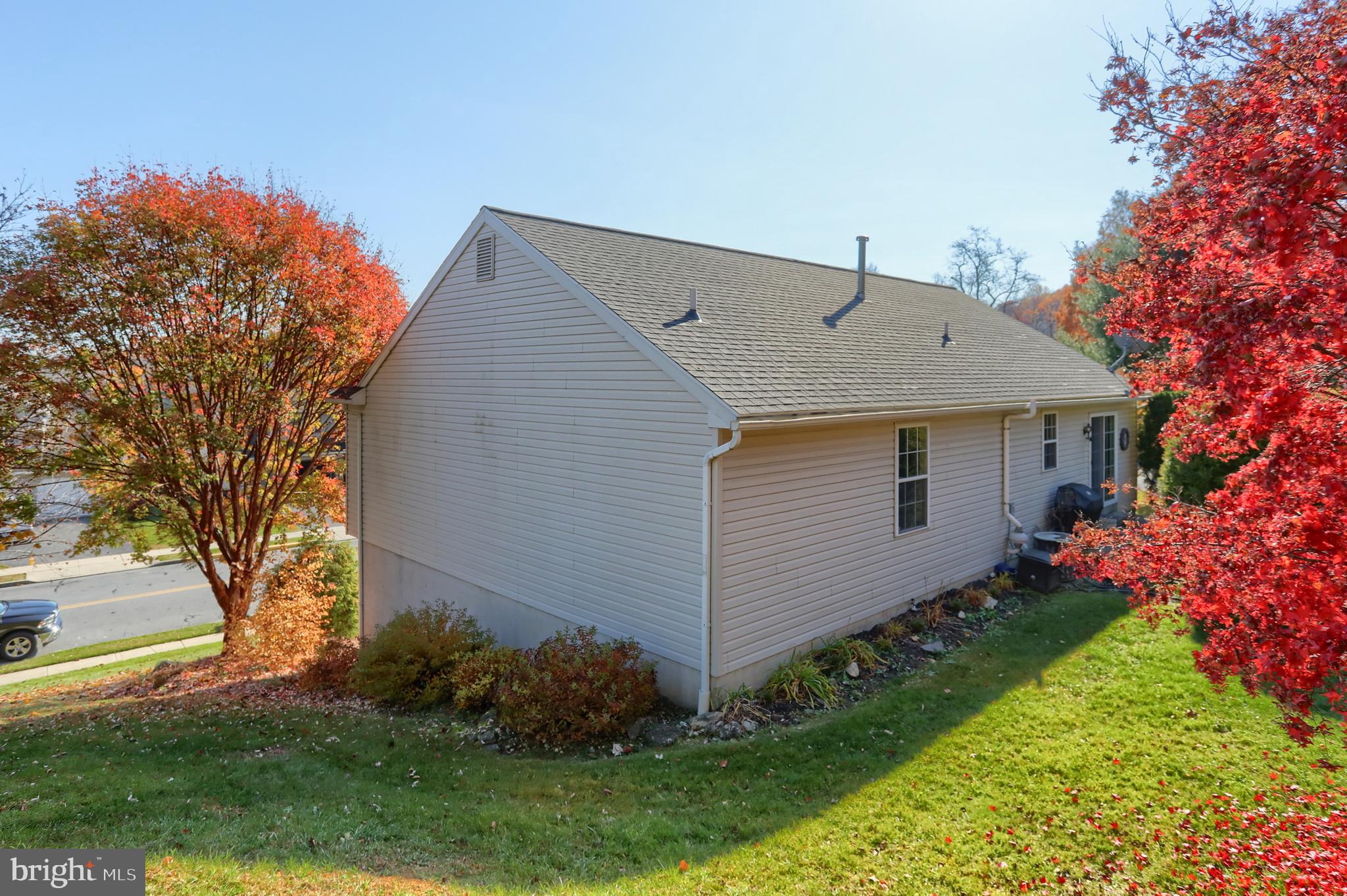 FURNACE KNOLL - Residential