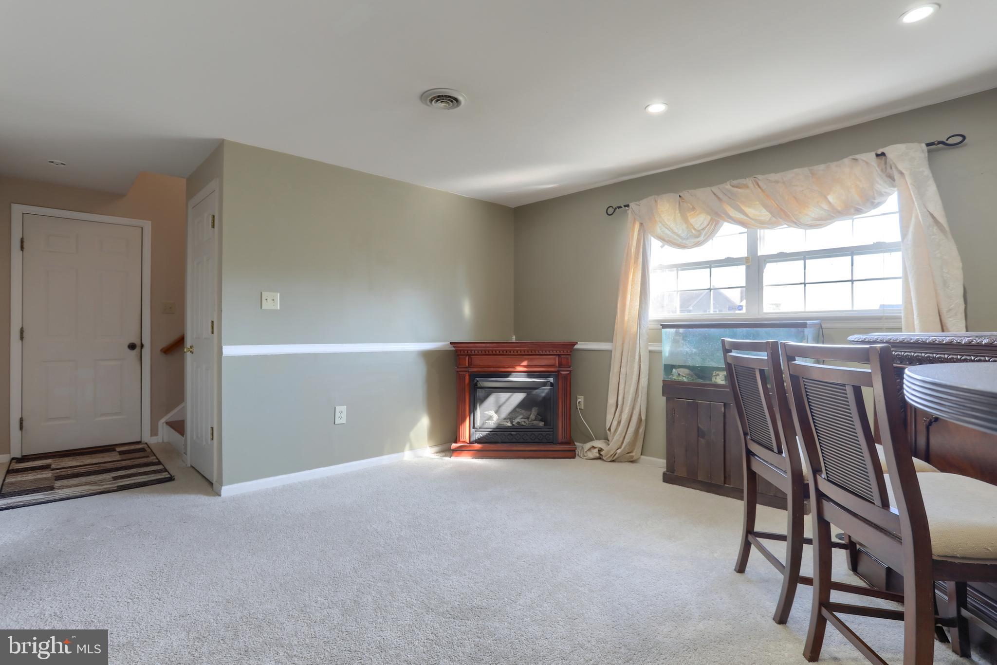 FURNACE KNOLL - Residential