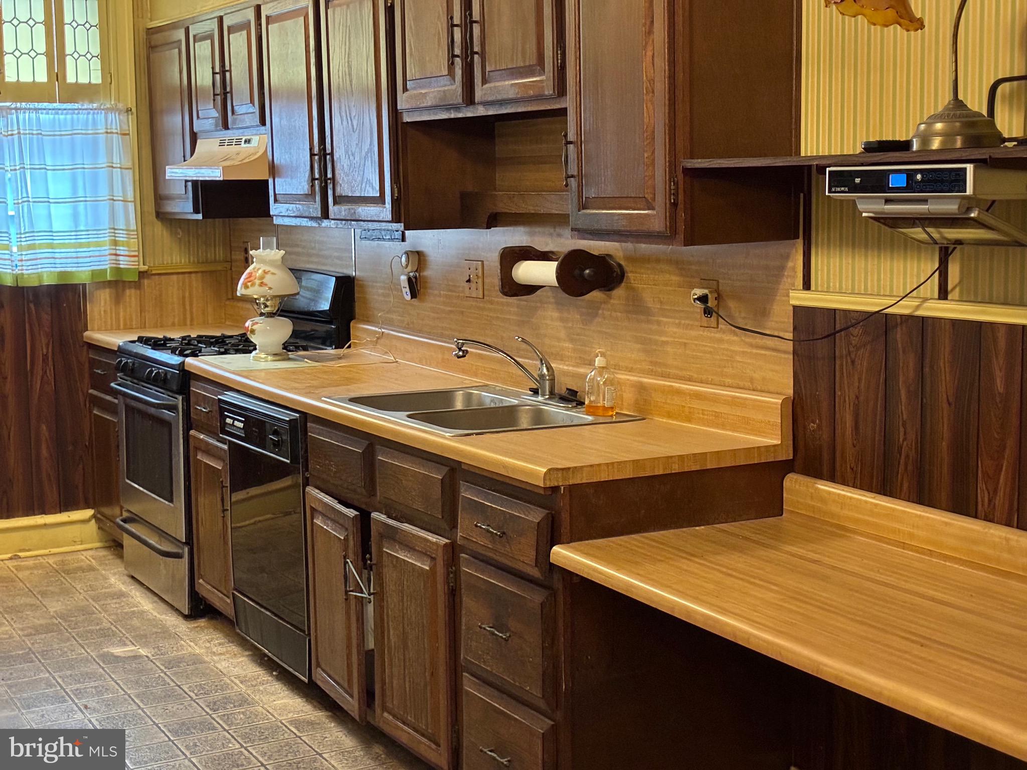 MAYFAIR (WEST) - Residential