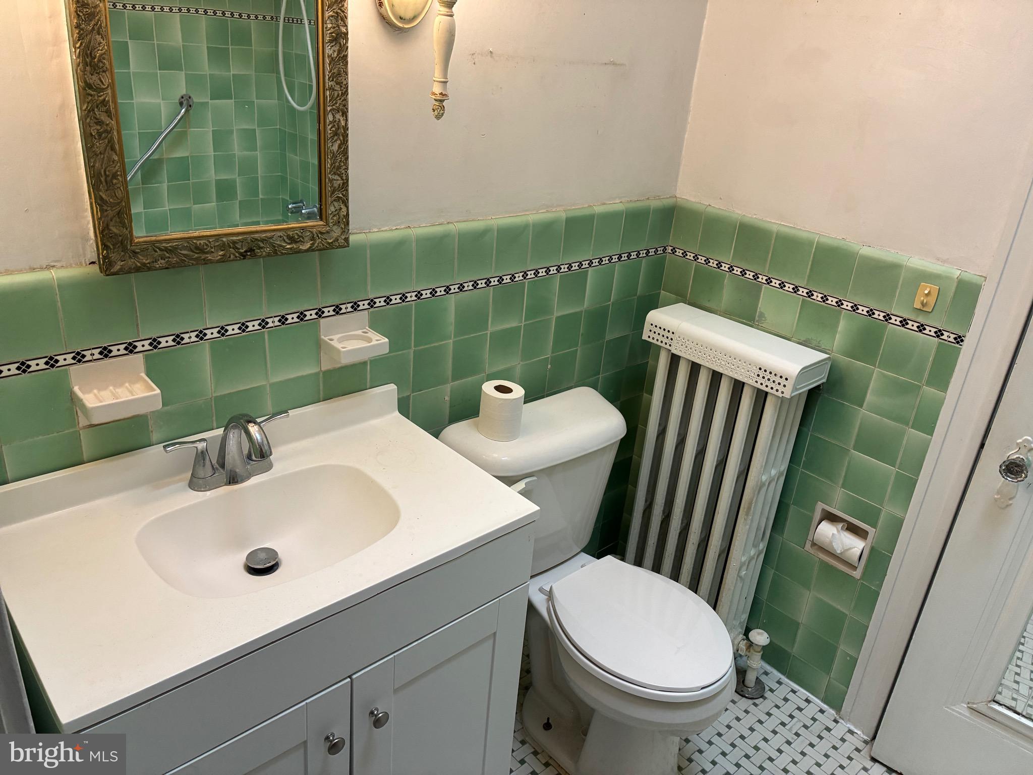 MAYFAIR (WEST) - Residential