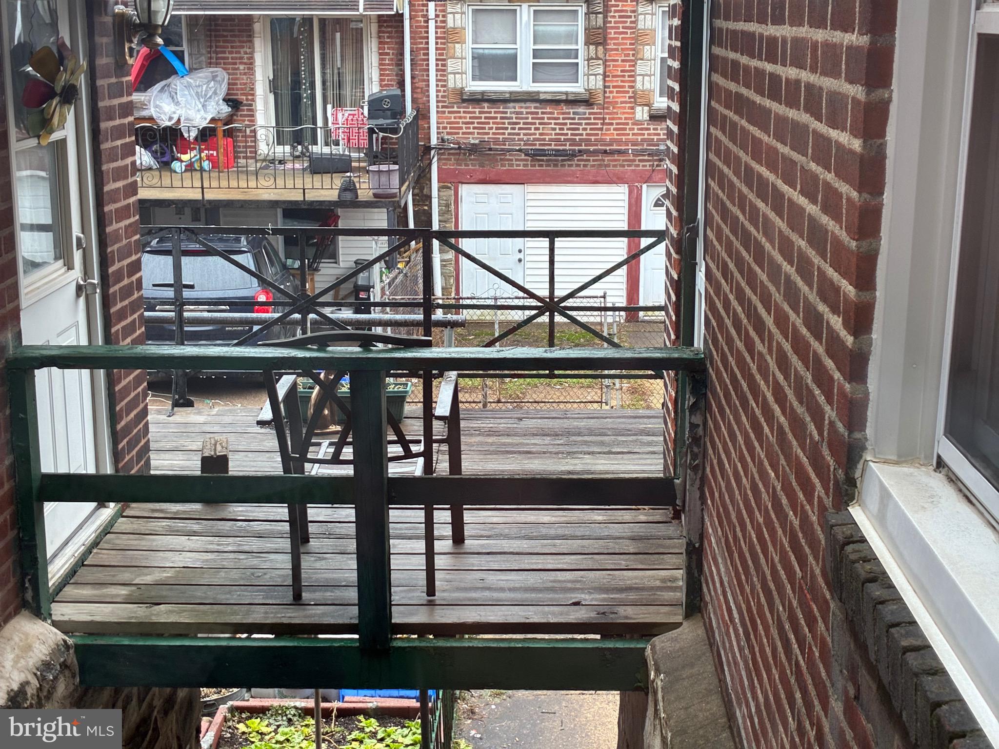 MAYFAIR (WEST) - Residential