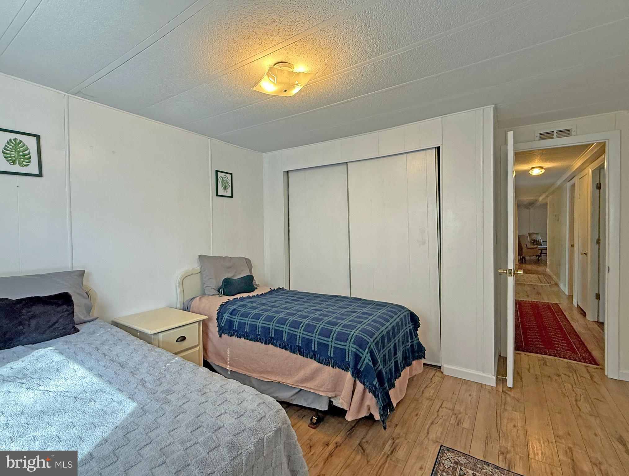 CAMELOT MHP - Residential